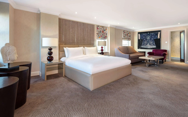 Отель Radisson Blu, London Bond Street
