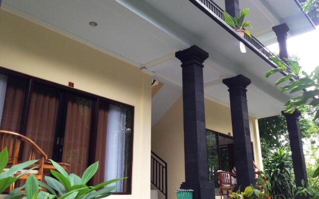 Pondok Bambu Guest House