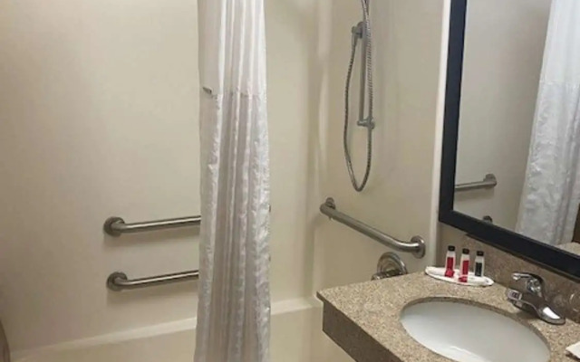 SureStay Hotel by Best Western Alexandria Airport