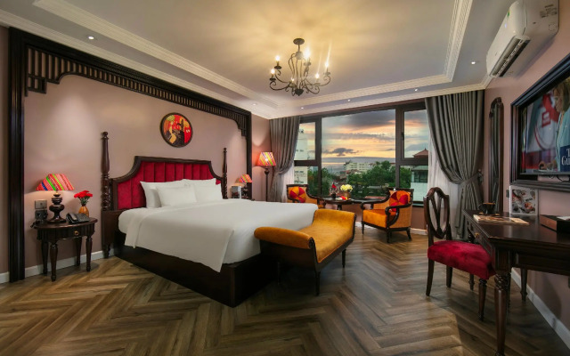 Acoustic Hotel & Spa