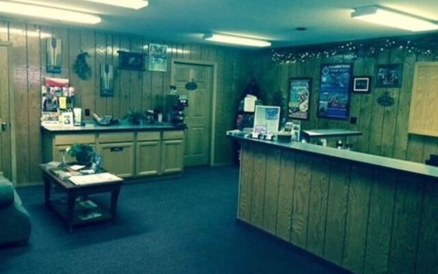 Cedar Lodge and Settlement