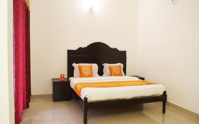 OYO 4867 Royal Homes
