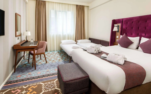 Mercure London Bridge