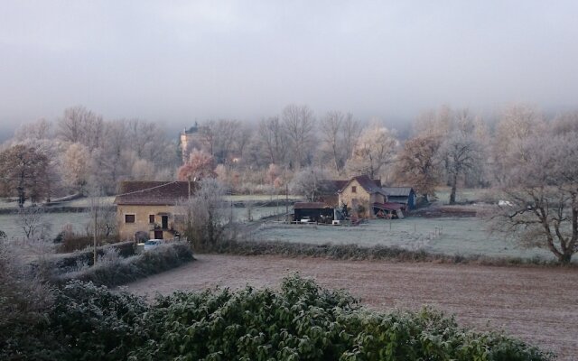 Hotel La Bastie D'Urfe