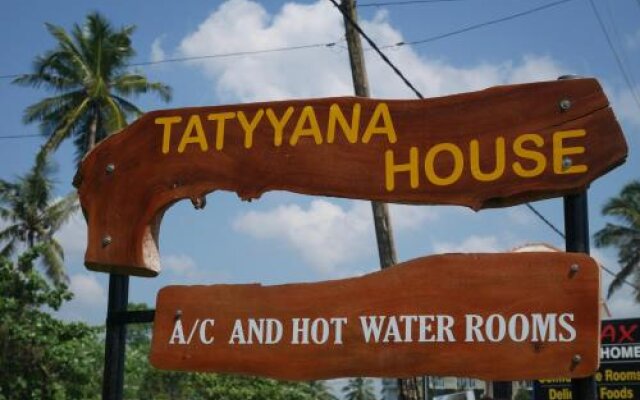Relax Holiday Home & Tatyana House, Midigama