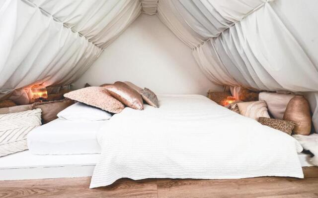 Catharine Suite