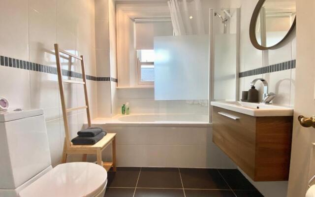 Bailey's Court, Guest Accommodation