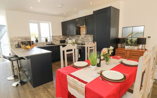9 Breakwater Way