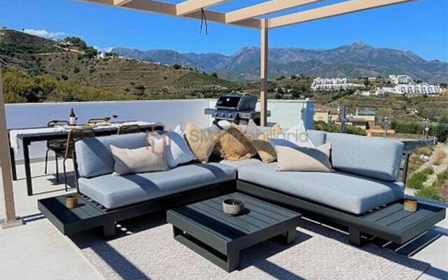 AP354 - Bayview Hills