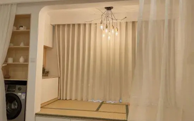 Apartment at first sight