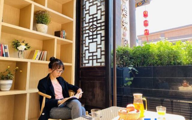 Xitang Joy Lake Homestay (Kunming Sunac Dianchi Houhai Store)