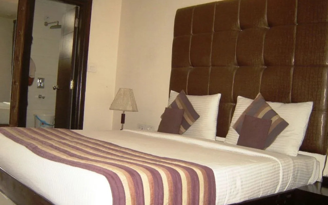 Hotel Anand Retreat