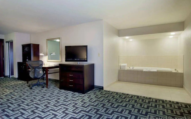 Hilton Garden Inn South Bend