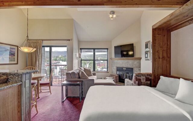 River Mtn Lodge E304