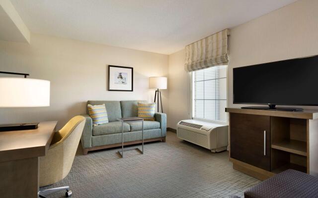 Hampton Inn & Suites Newport/Middletown