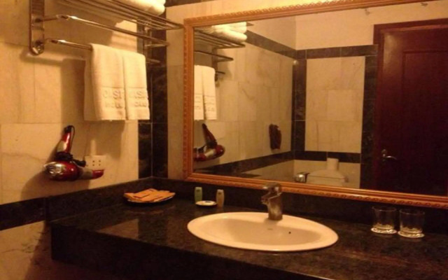 Oasis Hanoi Hotel