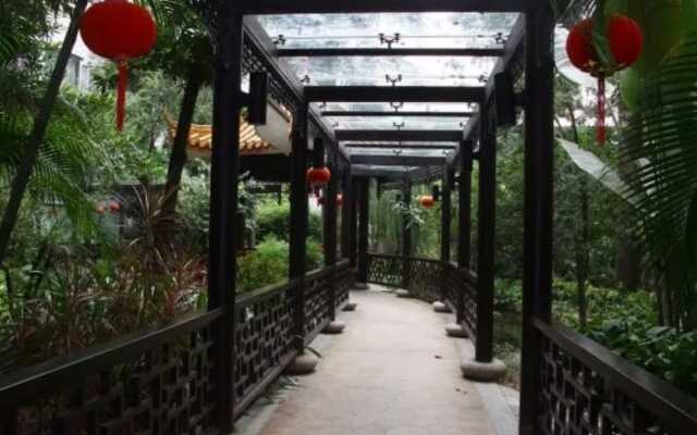 Guang Cai Hotel