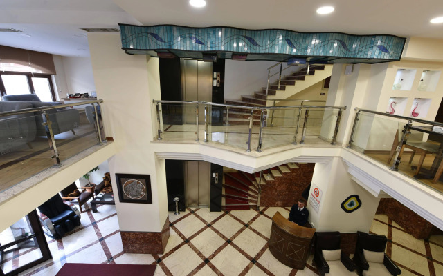 Asal Hotel