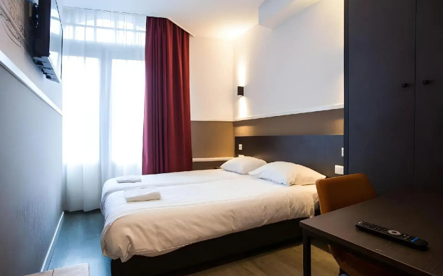Hotel Manofa