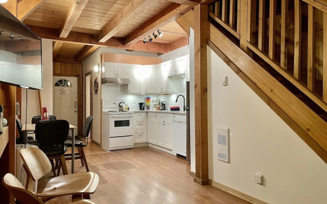 Black Bear Cottage