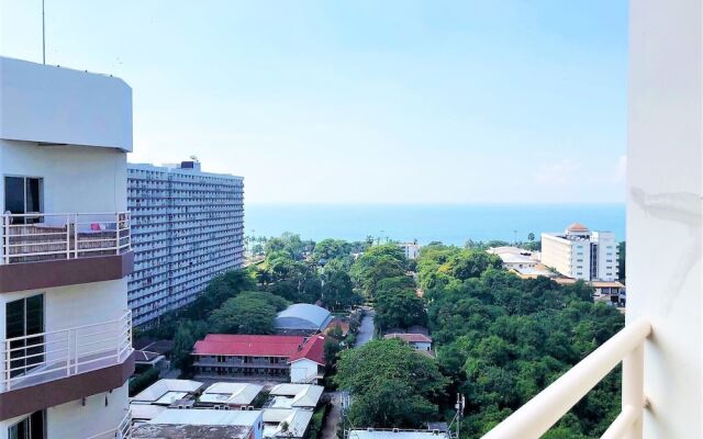 Sea View Apartment Rimhad Condominium Pattaya