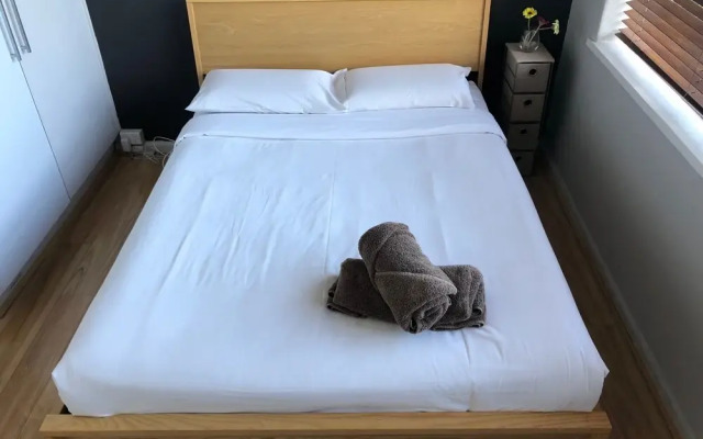 MADDOX Cosy 2 bedroom  Space