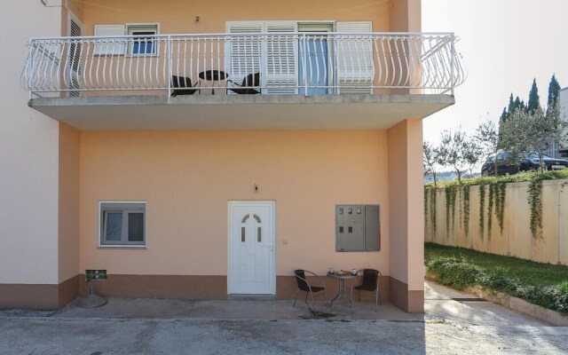 Nice Home in Solin With Wifi and 2 Bedrooms
