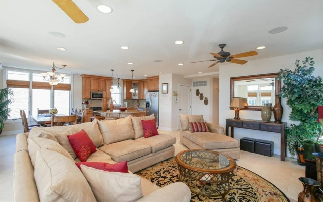 OC2226 Wesley Ave-2nd-Floor