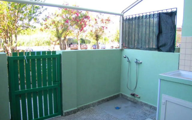 Bright Apartment Near Baia Verde Beaches