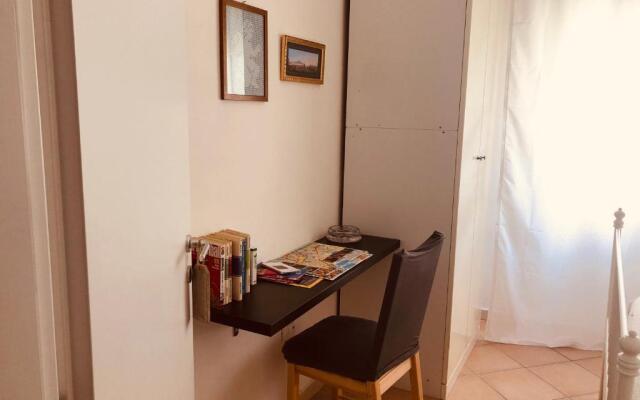 Caio Asinio Apartment