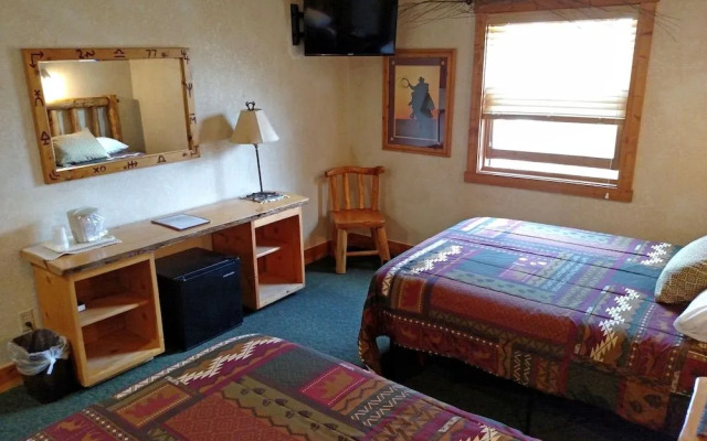 Old Corral Hotel & Steakhouse