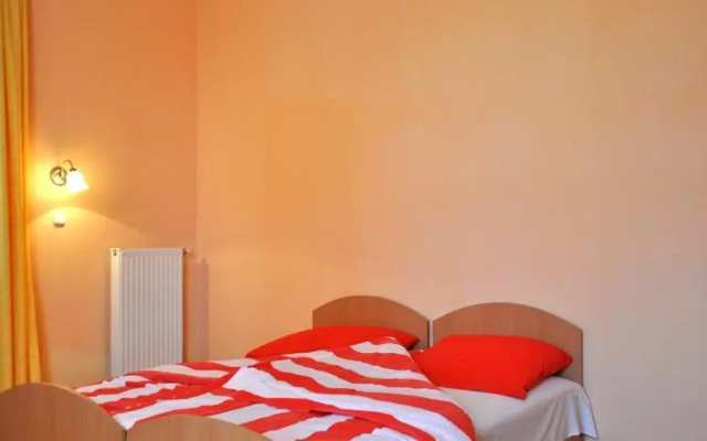 Miksz Hostel