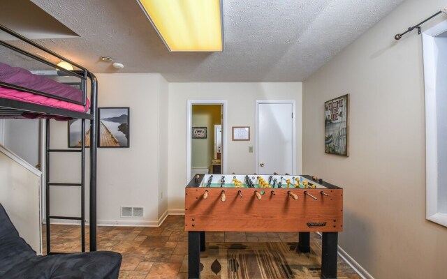 Bear Feet 3 Bedroom Townhome