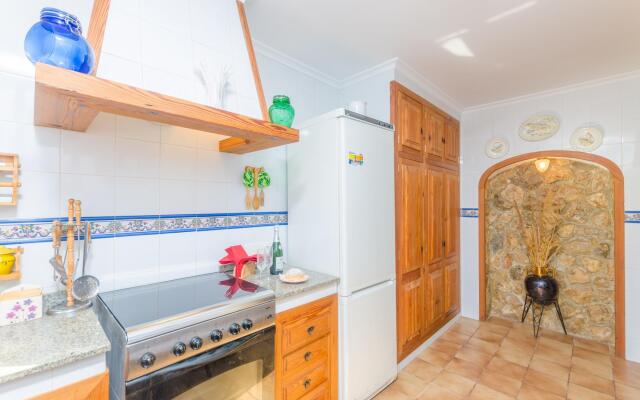 ES PUJOLS - Chalet with terrace in Campanet. Free WiFi