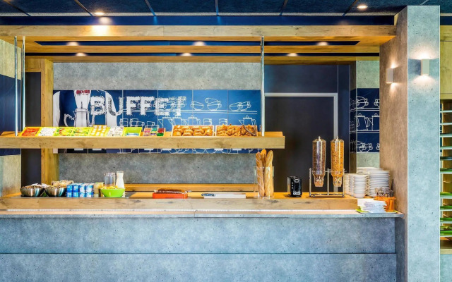 ibis budget Saint Quentin en Yvelines Velodrome