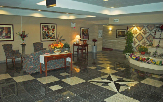 Aderi Hotel Niantic