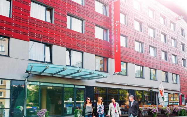 hotelImage