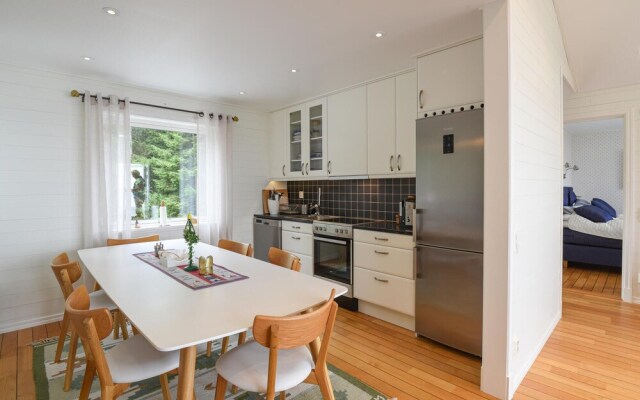 Nice Home in Mellerud With 3 Bedrooms