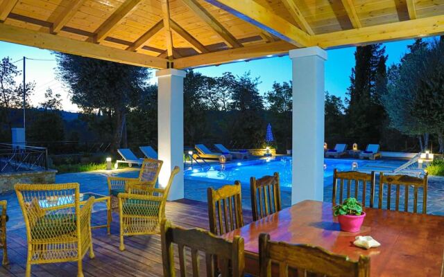 Achilleion Forest Villa