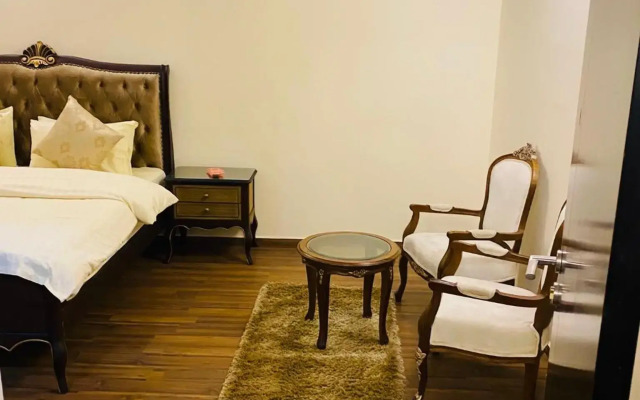Royal Two Bed Luxury Apartment Gulberg