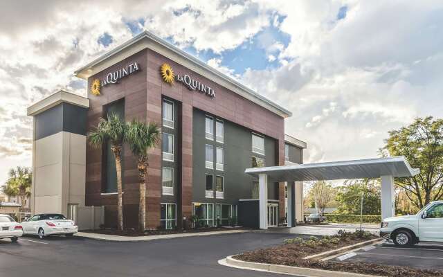 La Quinta Inn & Suites by Wyndham Myrtle Beach - N Kings Hwy