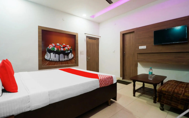 OYO 80792 York Hotel
