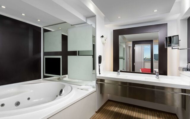 Novotel Bucharest City Centre