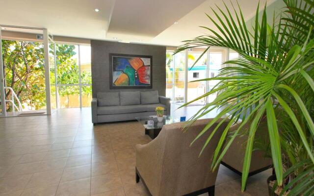 Riviera Towers 2BR & Pool