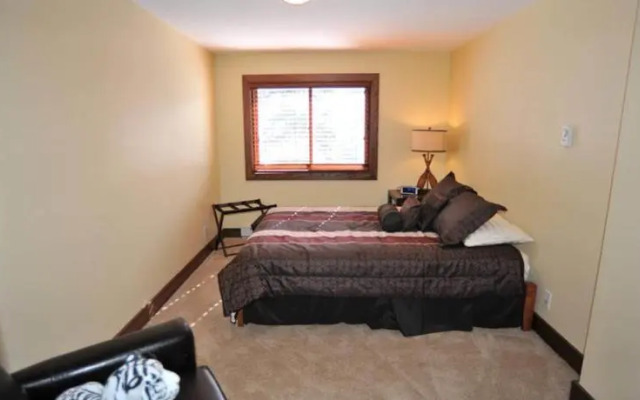 RedAwning Clubhouse #50