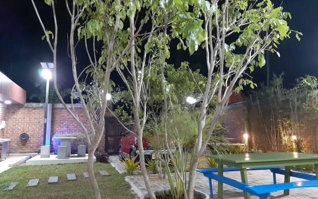 Laana Villa