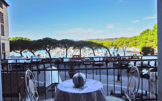 The Best View of the Sea 2