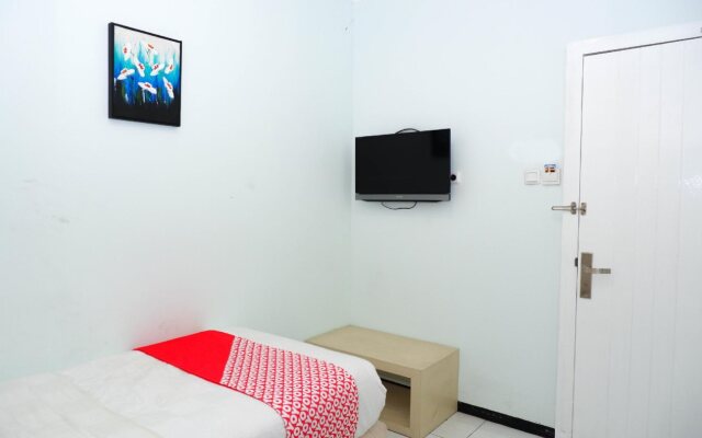 Sky Guesthouse By OYO Rooms