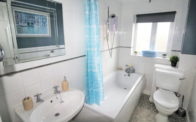 Doncaster -very Quiet-private Parking-dog Friendly