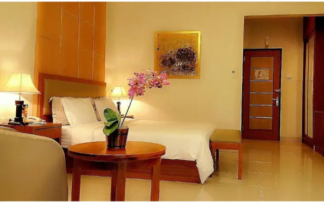 Hotel Davinci Cisarua